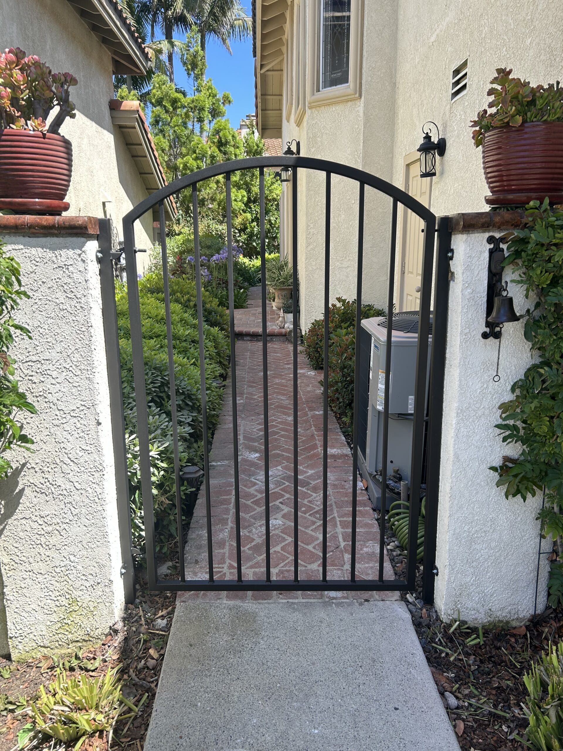 Home - Earnhart Door & Gate